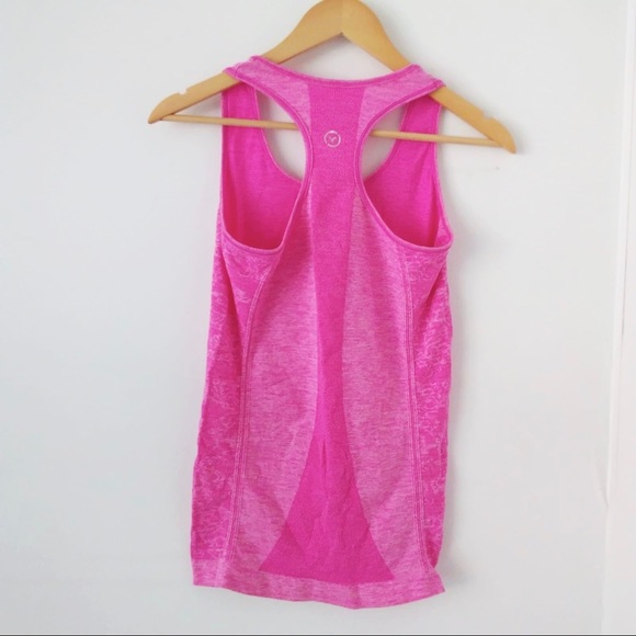 AEO Neon Pink Workout Tank - Picture 2 of 3